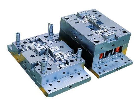 复杂的模具使用精工加工中心 复杂的模具使用精工加工中心